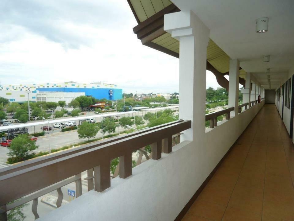 Alles One Oasis Condo Davao Near Sm Mall With Wifi Exteriér fotografie
